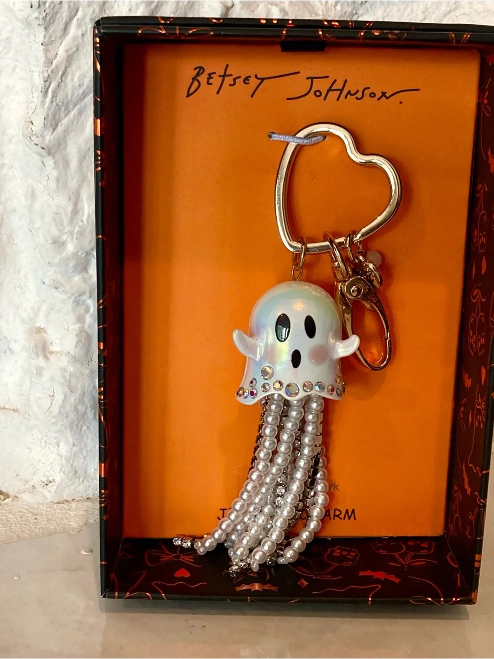 NWT and box Viral Betsey Johnson glow in the dark ghost charm